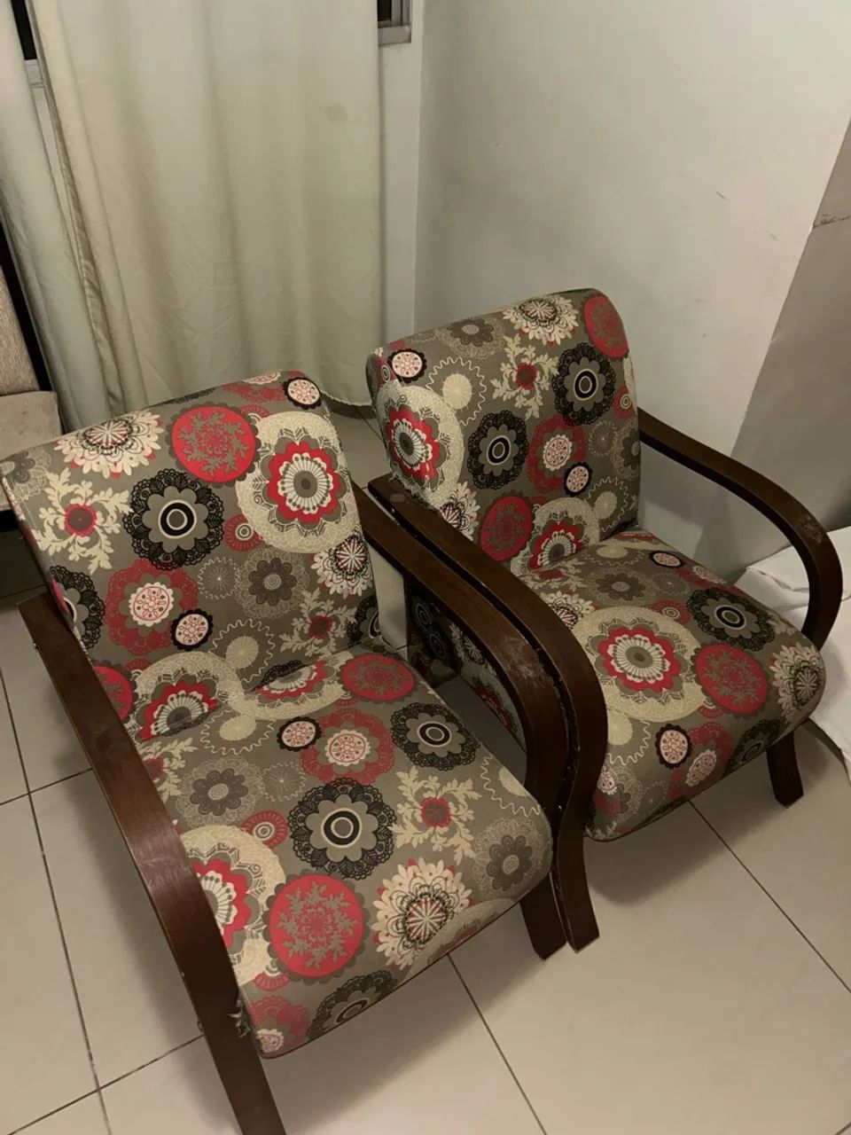 Conjunto de cadeiras confortáveis  - Foto 3