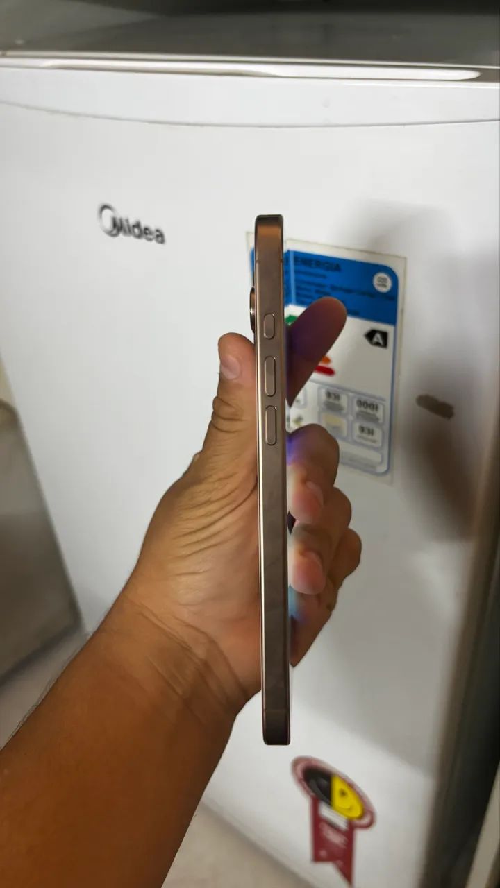 IPHONE 16 PRO MAX - Foto 3