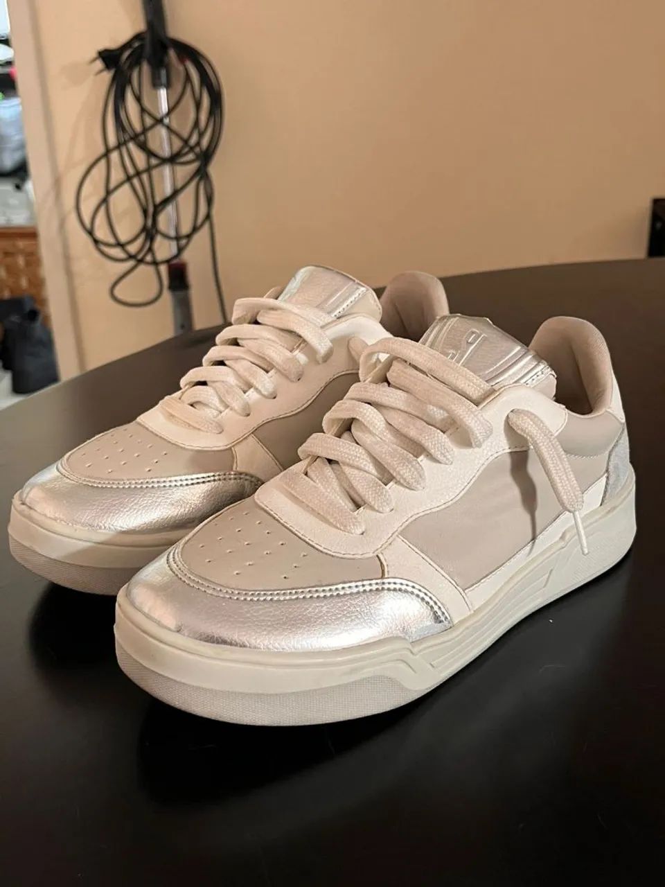 Tenis
