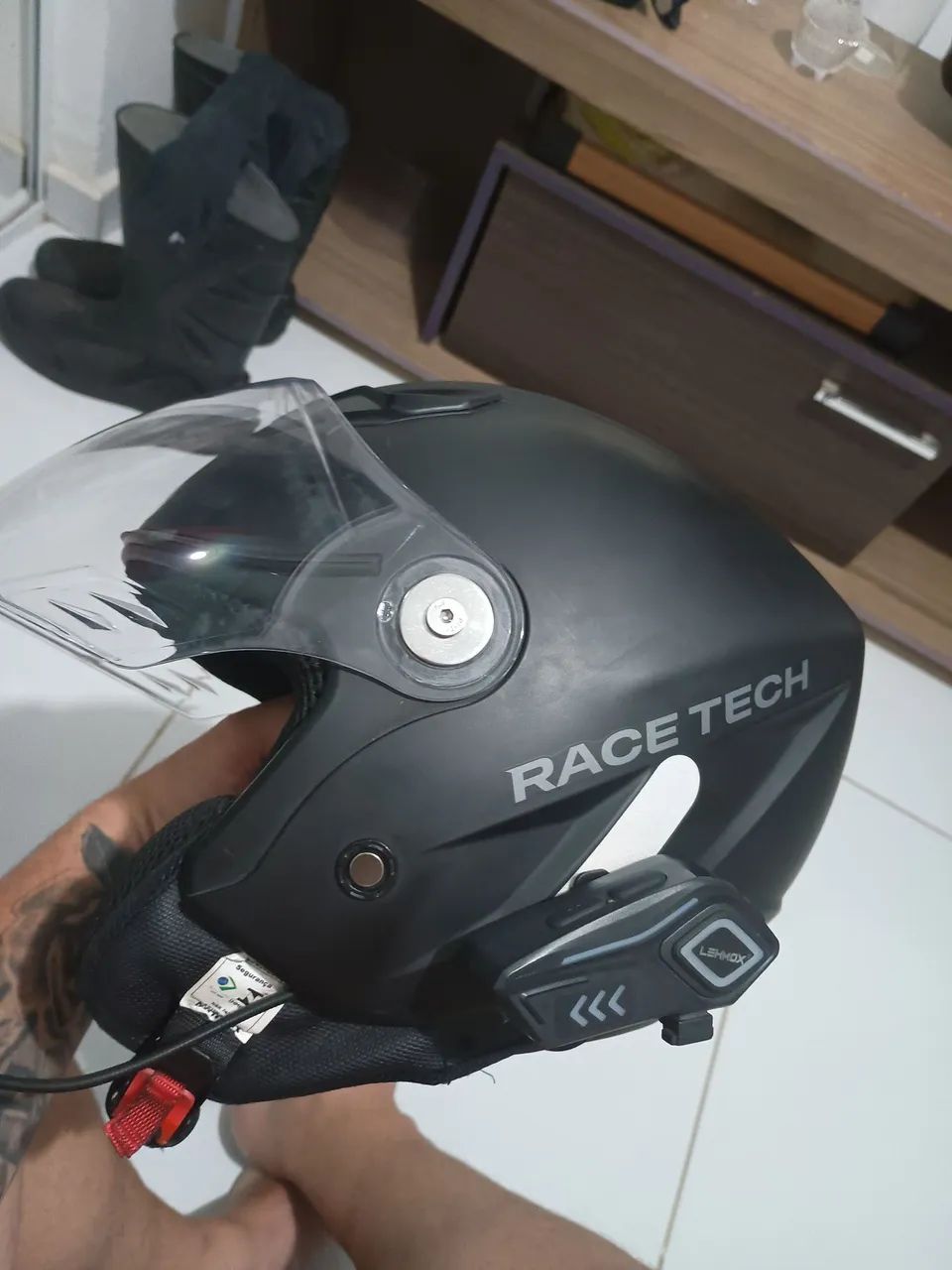 Capacete rece tech com intercomunicador 