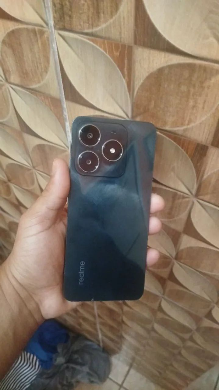 REALME C61 (EEM PERFEITO ESTADO)