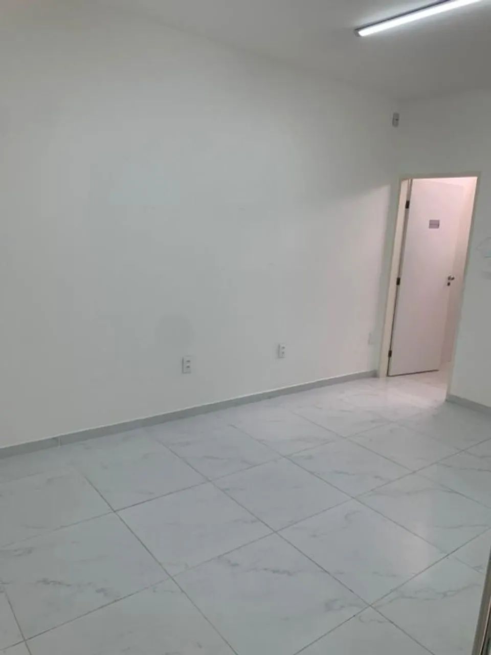 Valor de Super OPORTUNIDADE - Sala Comercial com 32m² para ALUGUEL em Tambaú - Foto 5