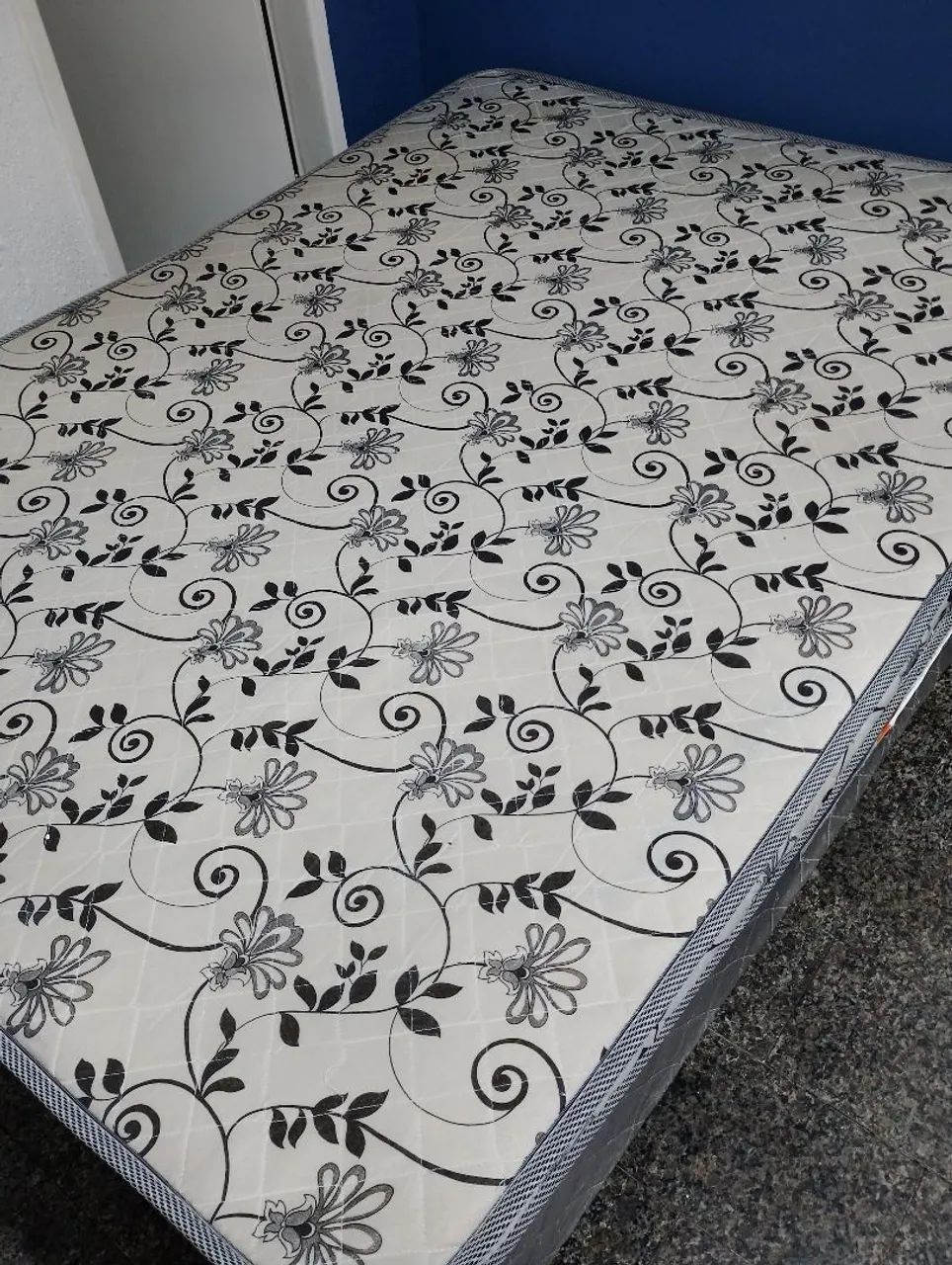 Cama box casal 