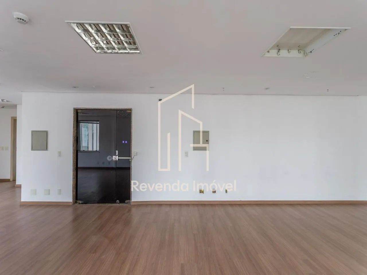 Excelente sala comercial no ITAIM BIBI - Foto 4