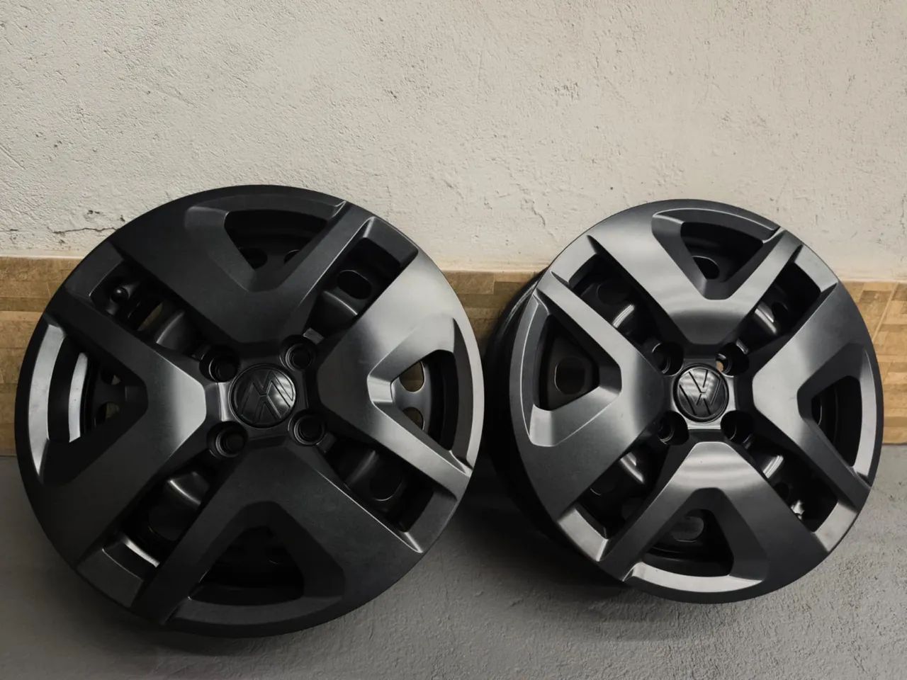 Rodas e Calotas VW TERA