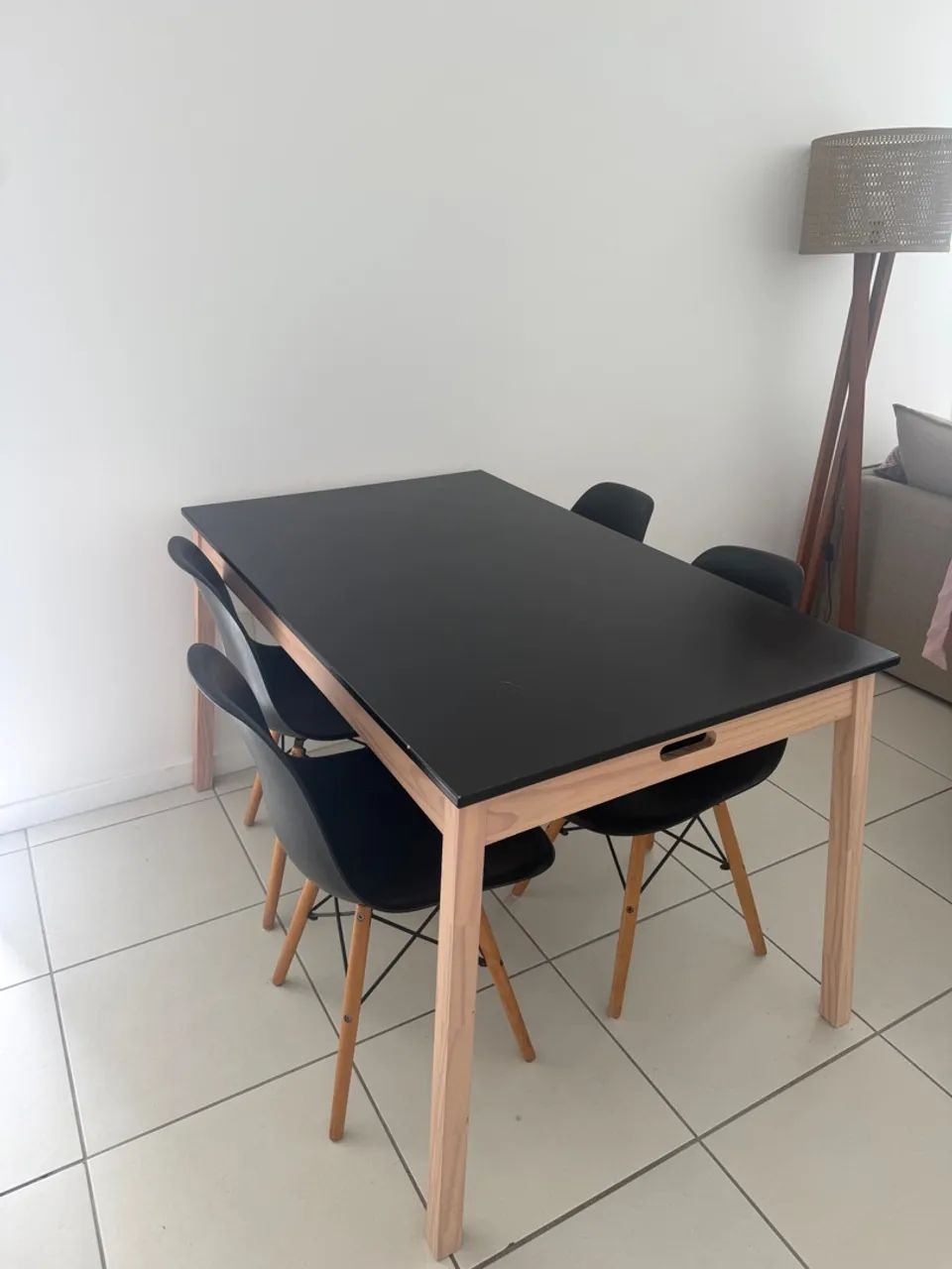 Mesa de jantar 130x90 cm