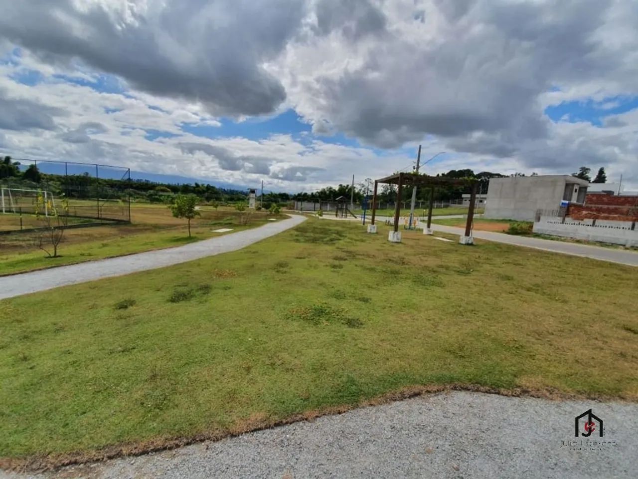 Terreno c/ área de 354,25m² no Condomínio Morada do Visconde em Tremembé - Foto 8