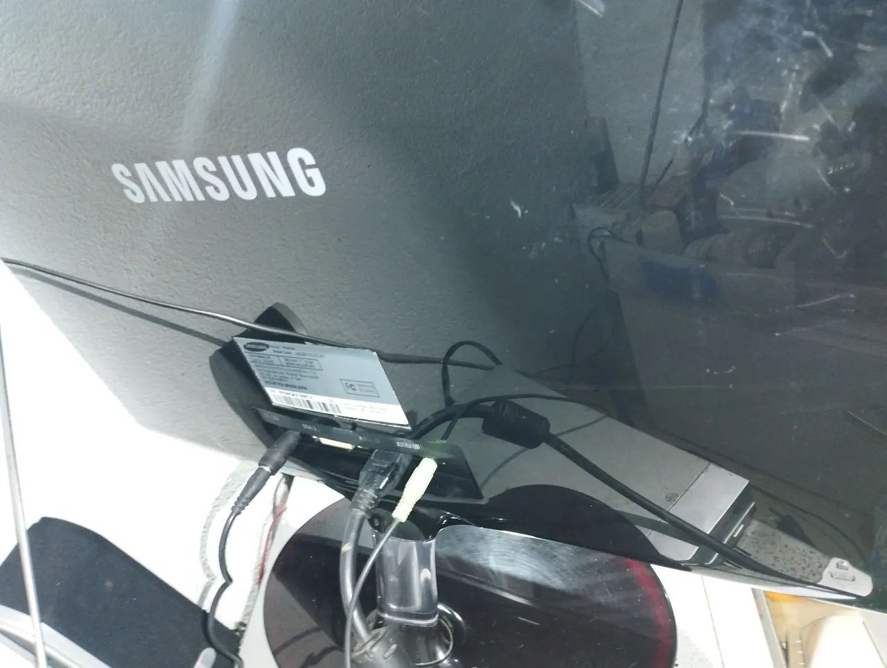 Monitor Samsung DVI/HDMI 23 polegadas. Usado . - Foto 4