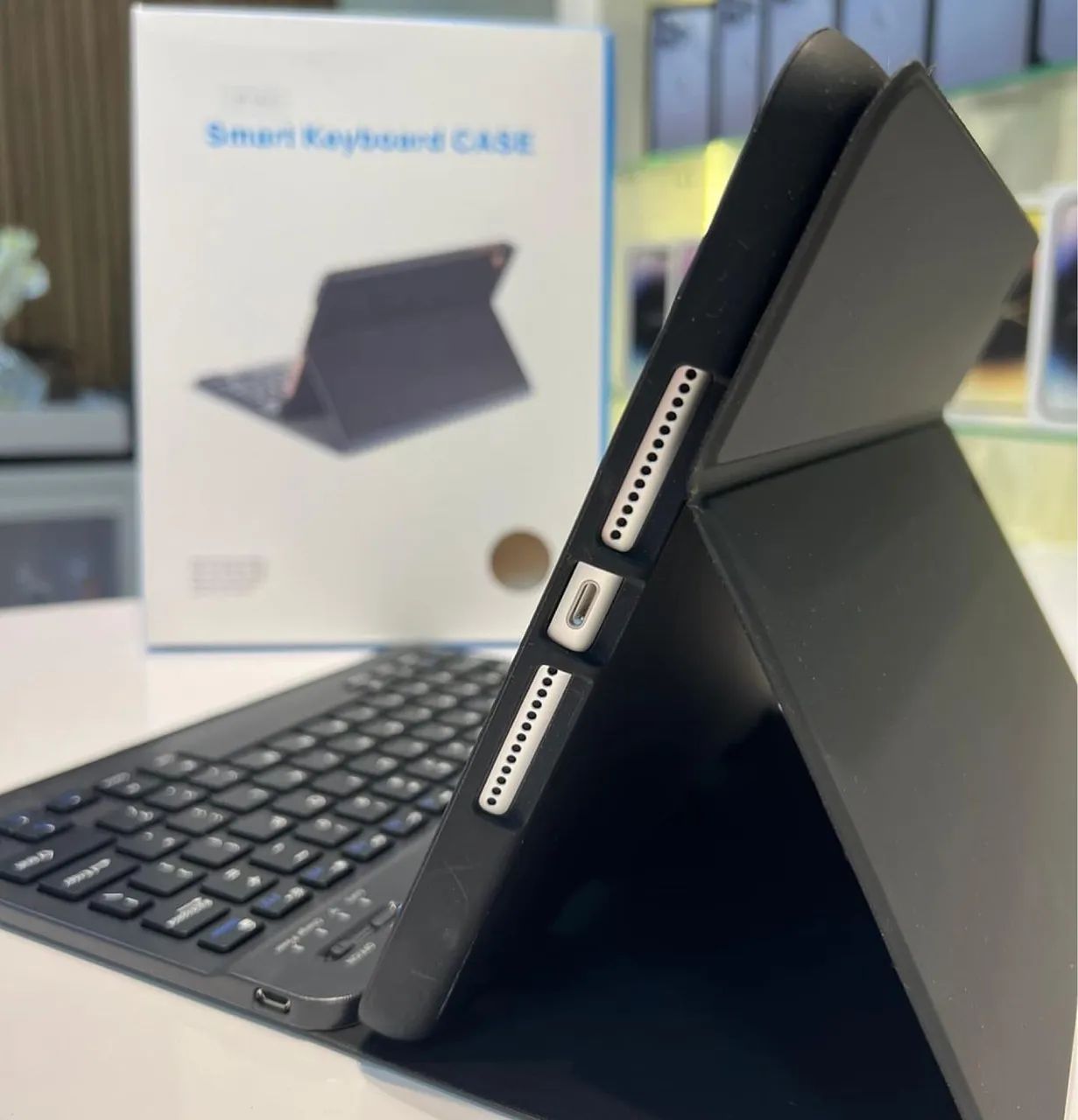 Capa com teclado Bluetooth para IPad 7,8,9,10,11 - Foto 3