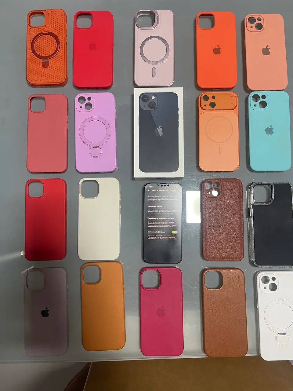 iPhone 13 128gb preto + capas - Foto 2