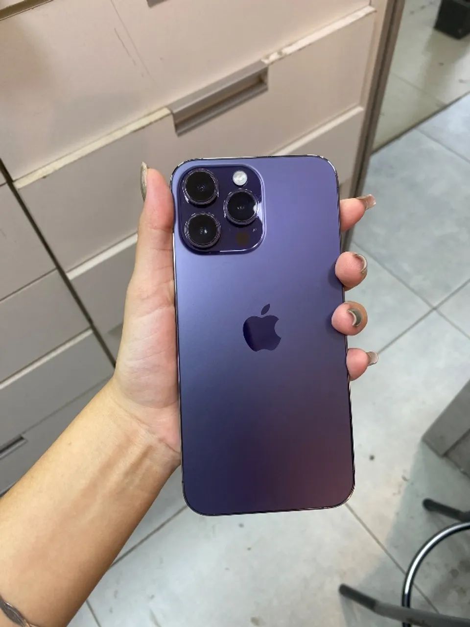Apple iPhone 14 Pro パープル 本体 256 Apple iPhone 14 Pro (256 GB) - Roxo-profundo | Parcelamento sem juros