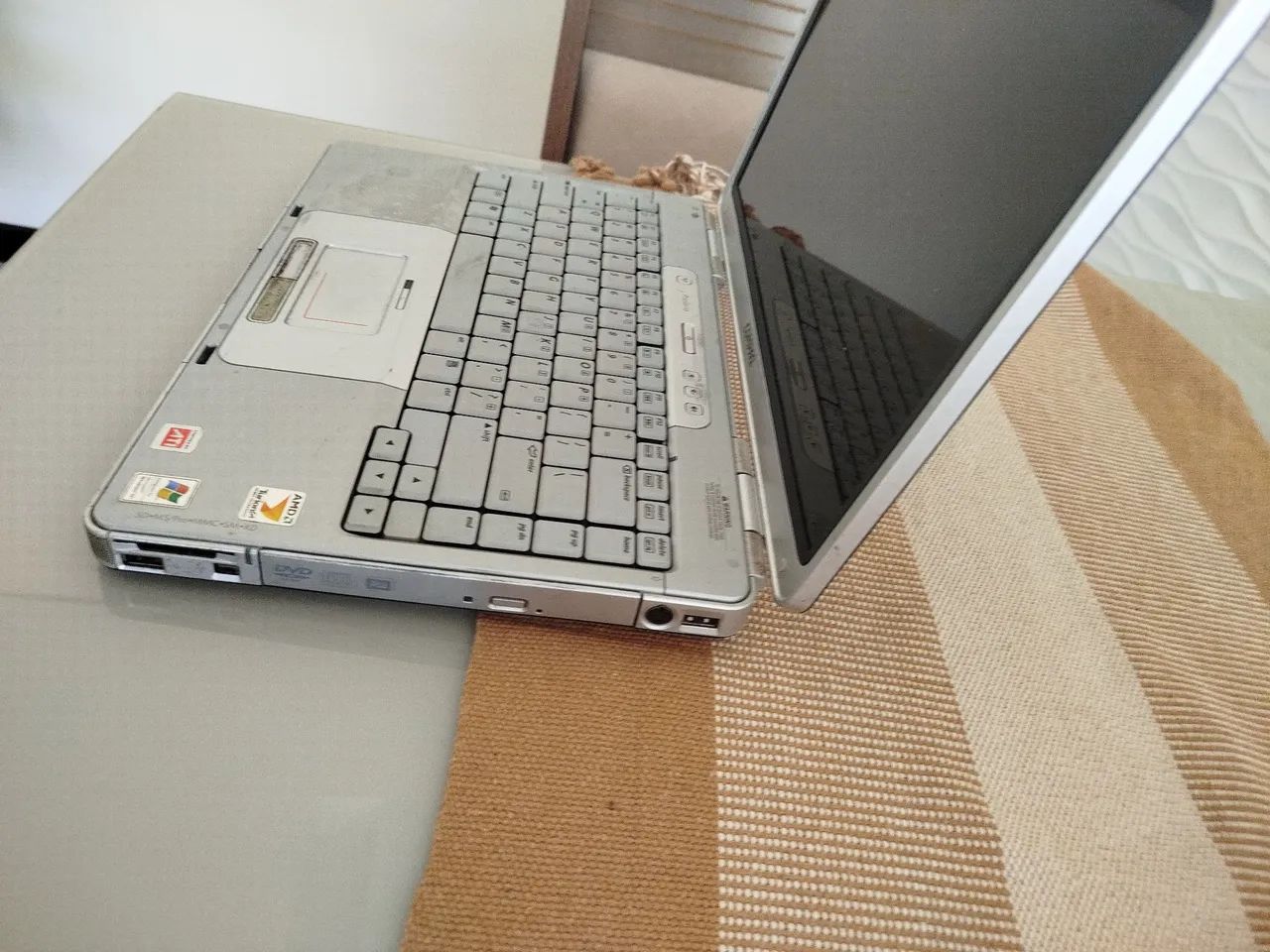 Raridade, notebook para colecionador Compaq Turion64 funcionando - Foto 4