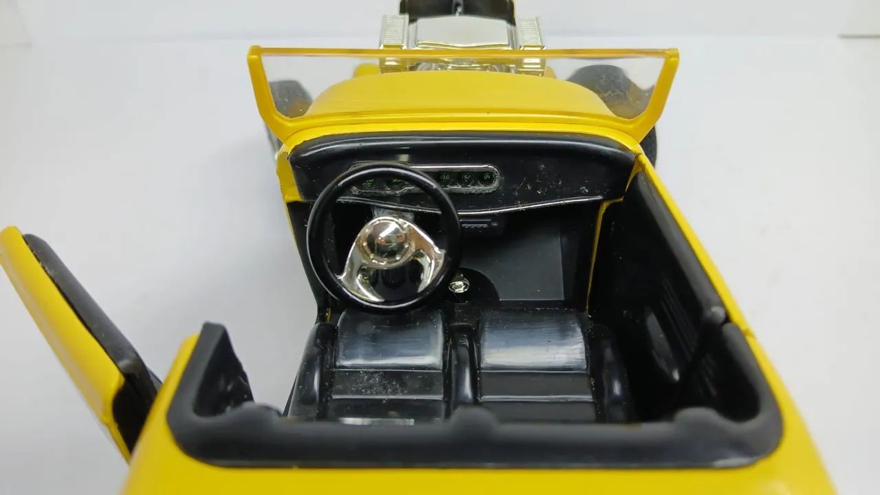 Miniatura Ford Street Rod 32 1/18 - Hobbies e coleções - Vila