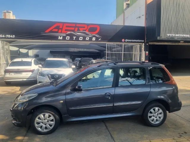 Peugeot 207 207 SW XR Sport 1.4 Flex 8V 5p 2012