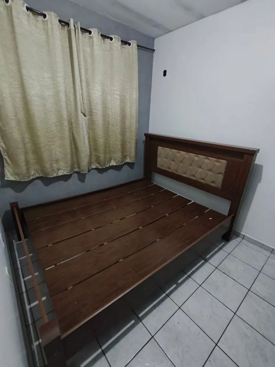 Vendo cama Queen reforçada - Foto 3