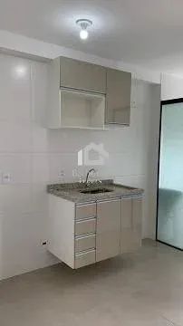 Apartamento com 2 quartos para alugar na Rua Lauro Muller, Vila Palmares - Foto 2