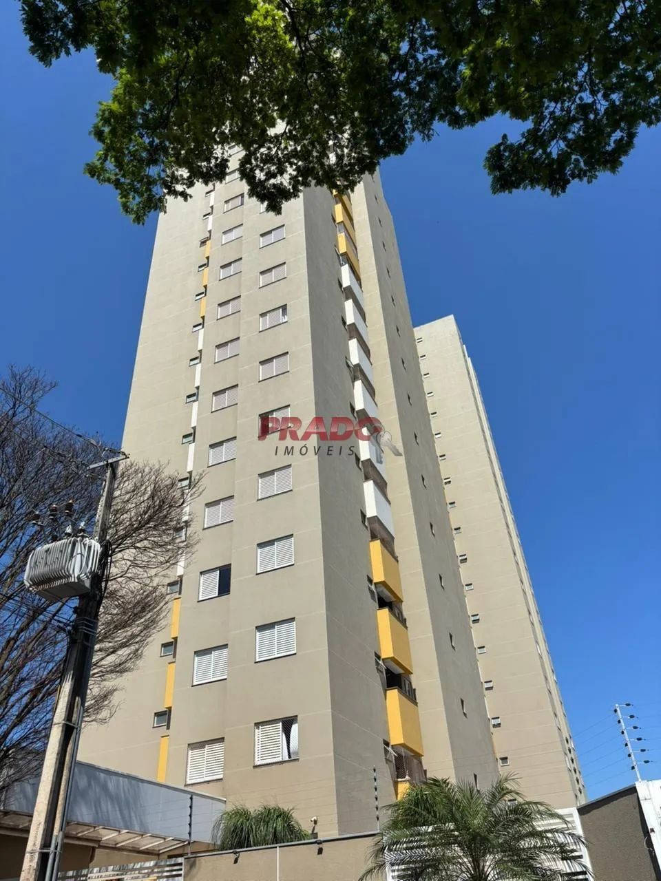 Apartamento para alugar em Maringá, Zona 07, com 2 quartos, com 55 m², ROUGET VILLAGE