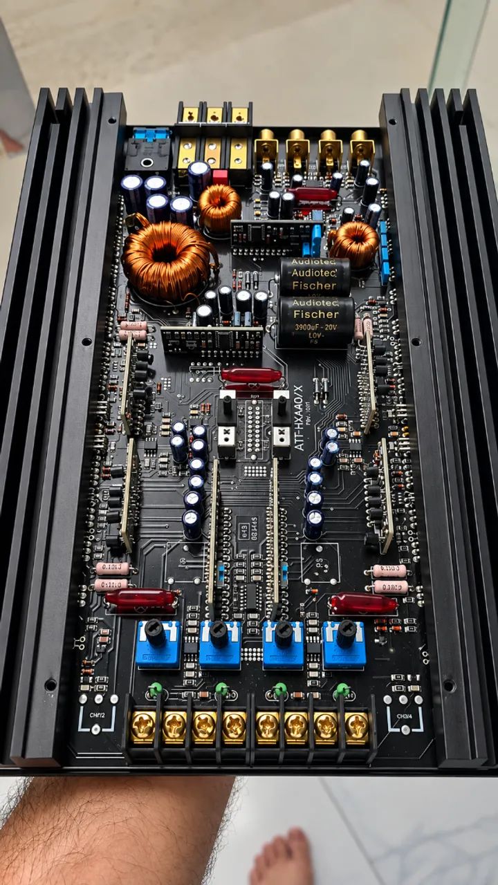 Amplificador Helix HXA 40 MKII - Módulo de Som Automotivo 4 Canais