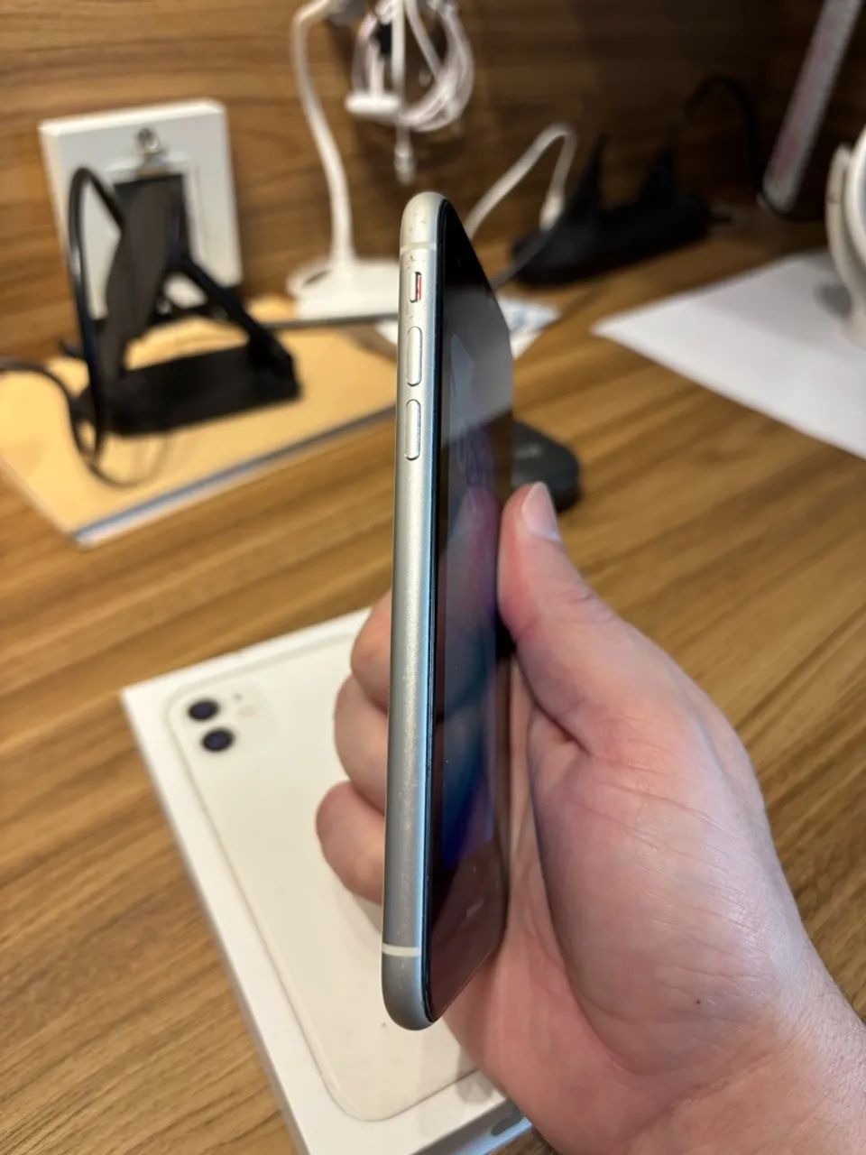 iPhone 11 - 128GB Branco - Foto 2