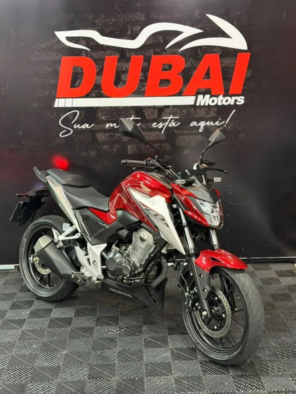 HONDA CB 300F 2025 