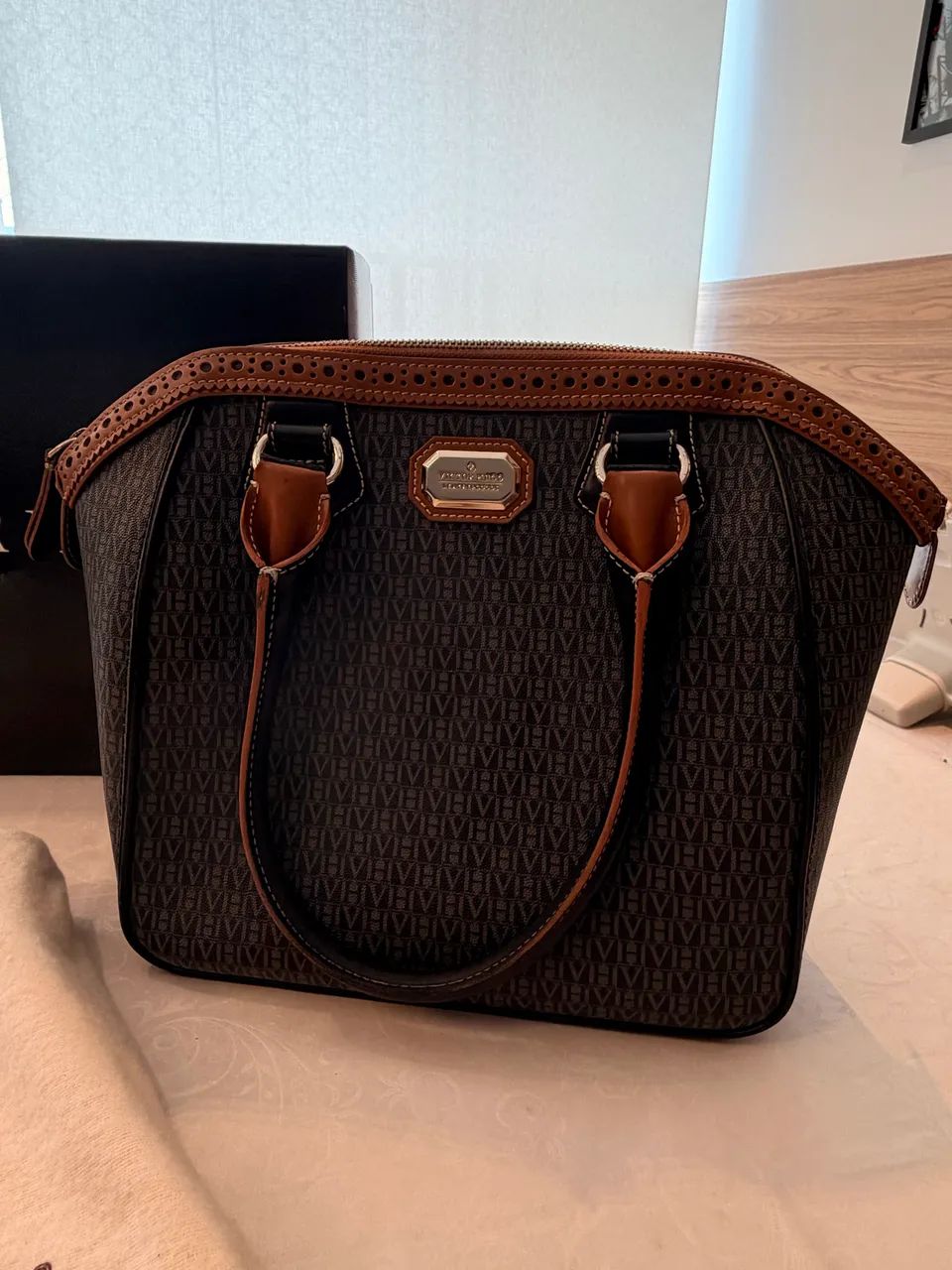 Bolsa Victor Hugo