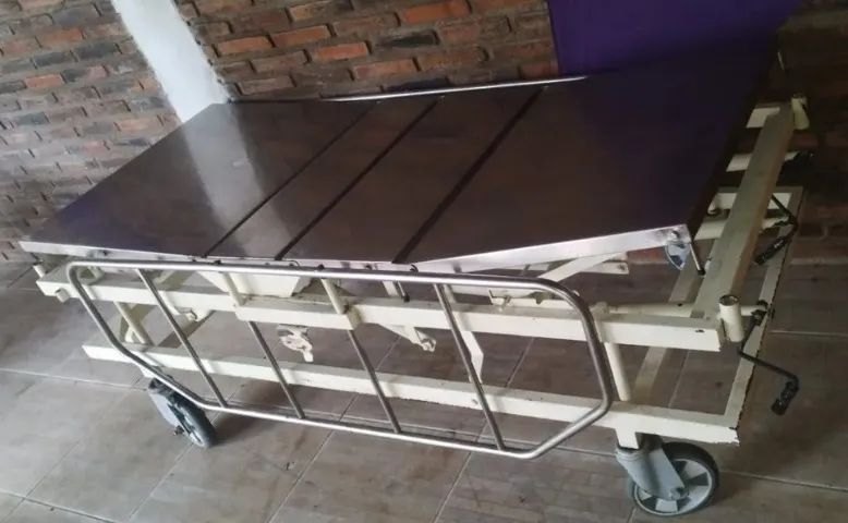 Aluguel de Cama Hospitalar Manual - Foto 2