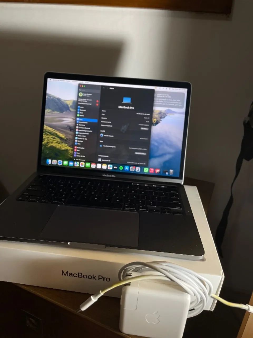 MacBook Pro M1 / 8GB/ 256GB / 2022 Cinza Espacial, TouchBar