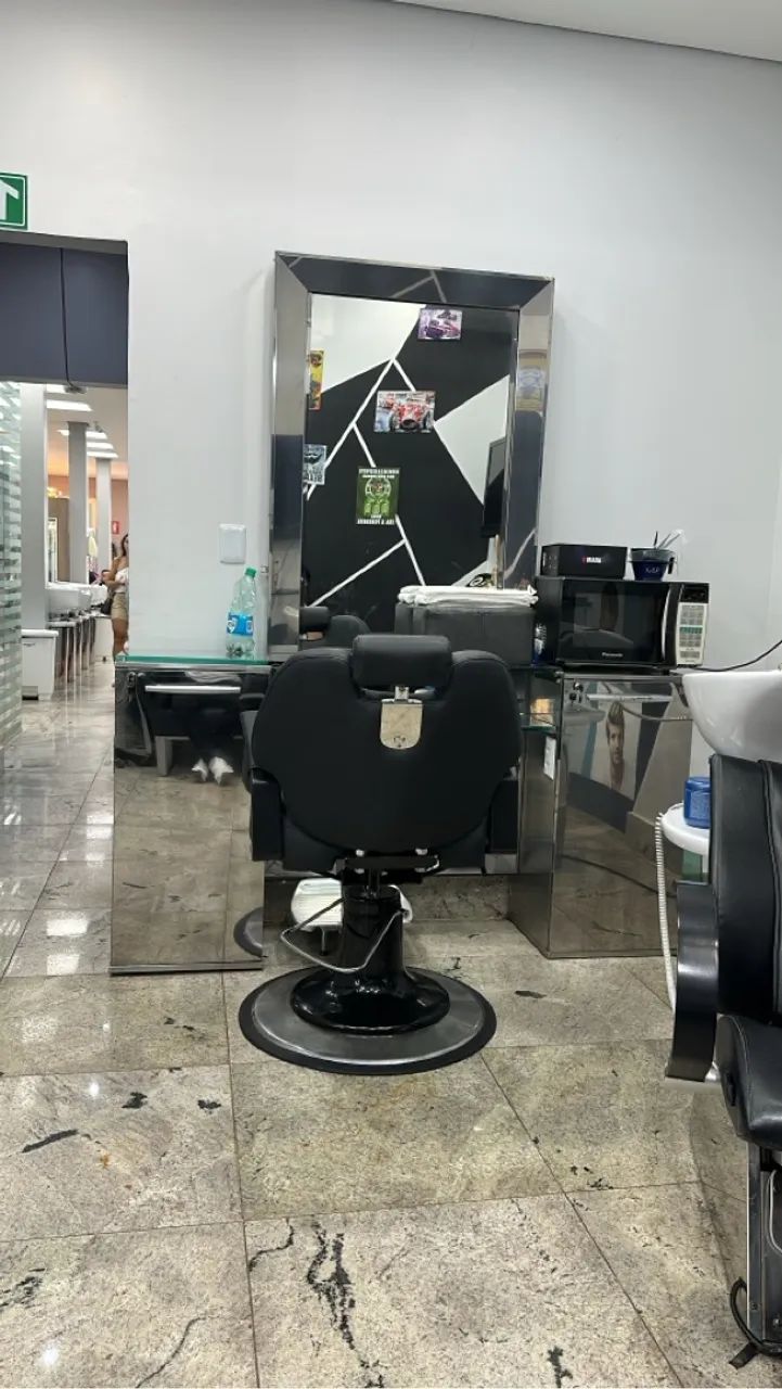 Bancada Para Barbeiro e Cabeleireiro Salão de Belza 