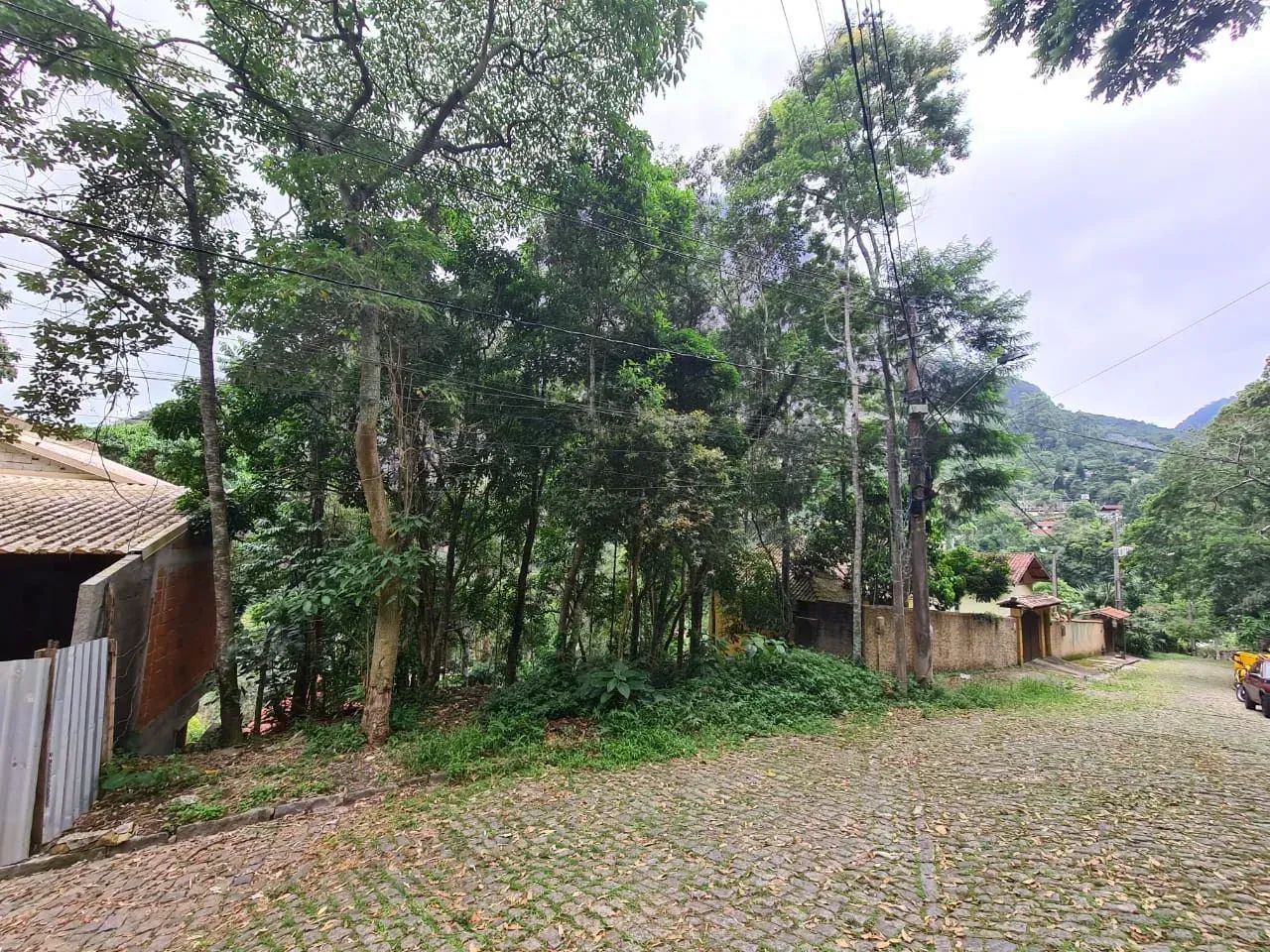 Terreno com 458 m2 - Retiro - Petrópolis, RJ