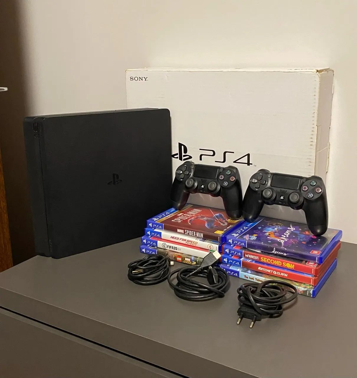 Ps4 slim