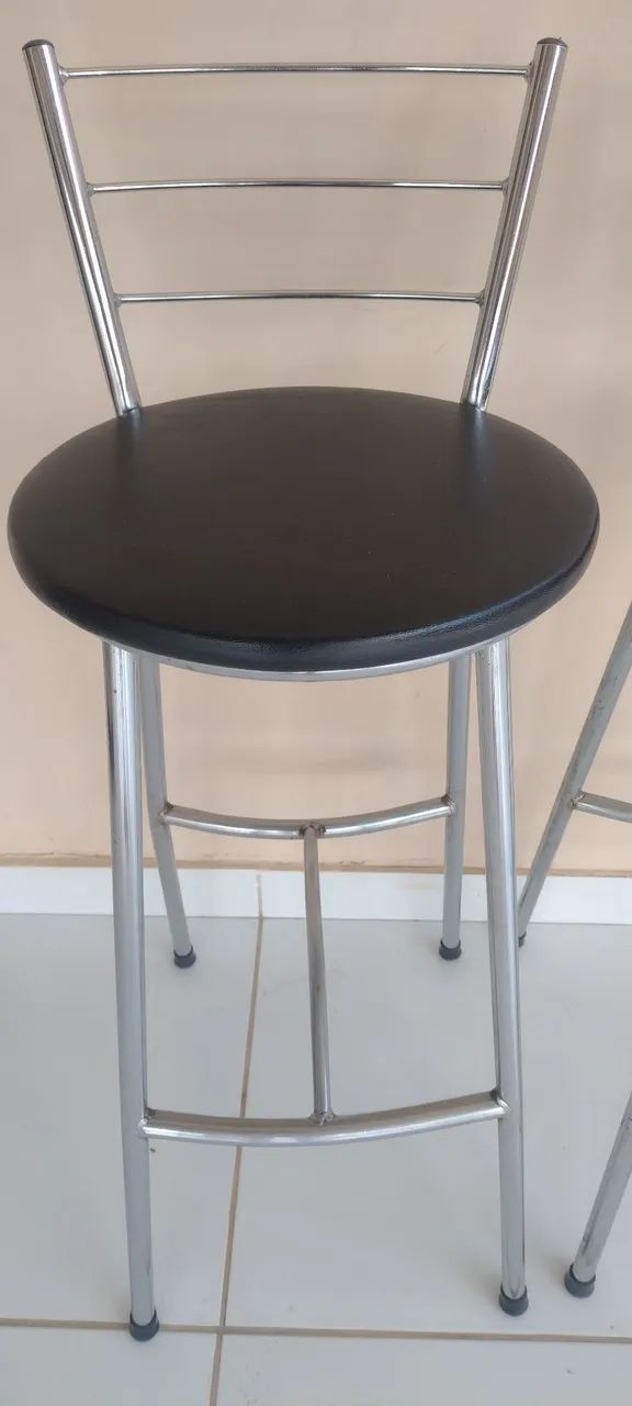 Banqueta alta prata com assento preto  - Foto 3