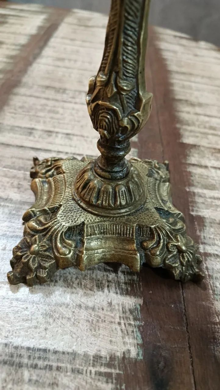 Castiçal de bronze antigo  - Foto 3