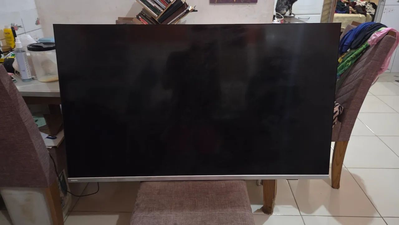 Smart Tv 50 polegadas com defeito 