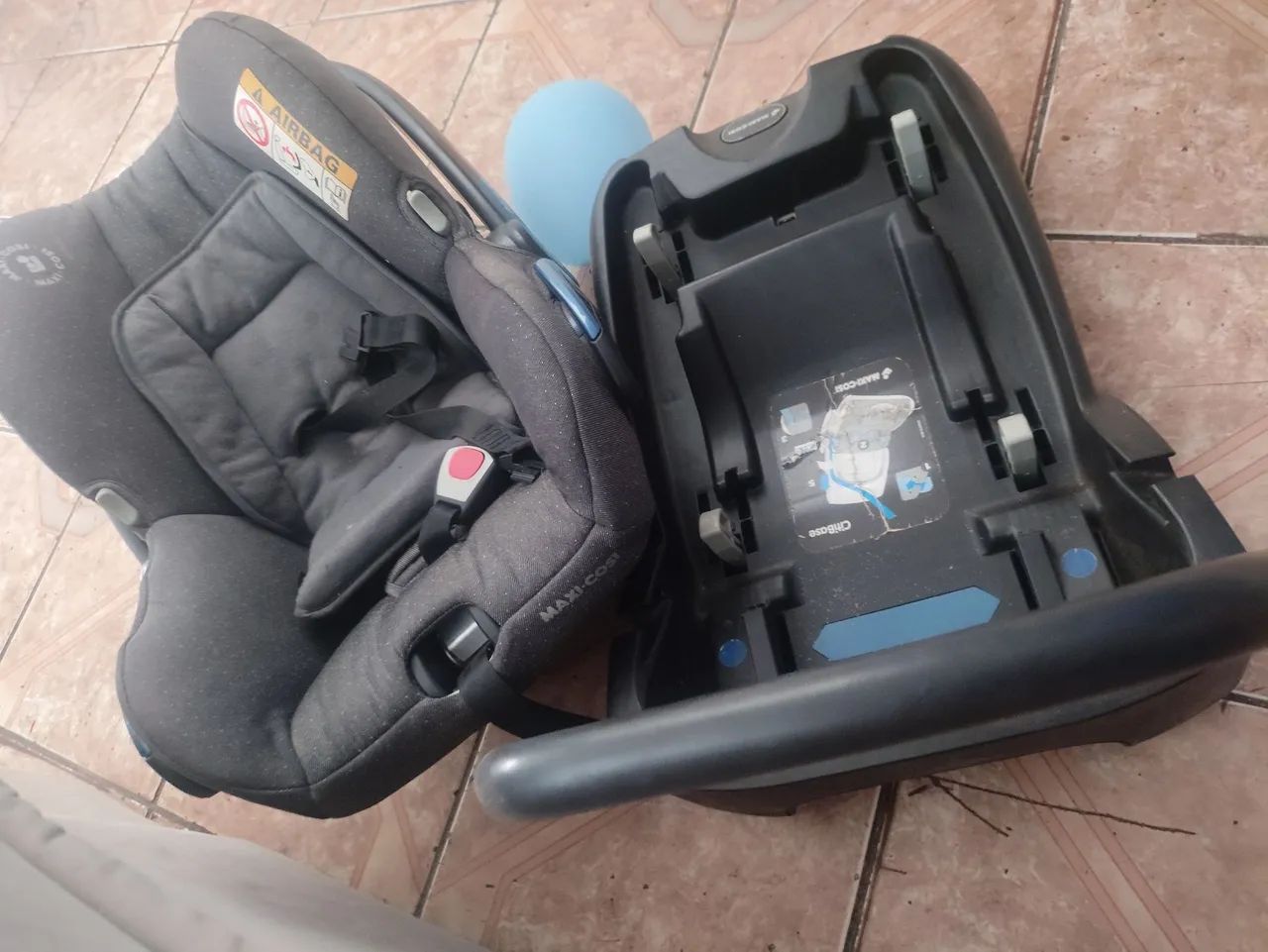 Bebê conforto Maxi-Cosi com Base