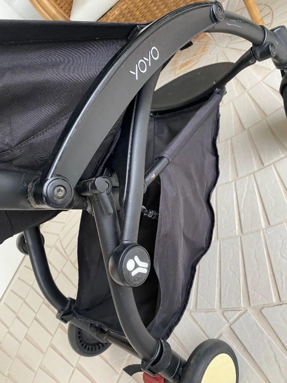 Carrinho de bebê Babyzen YOYO excelente estado  - Foto 2
