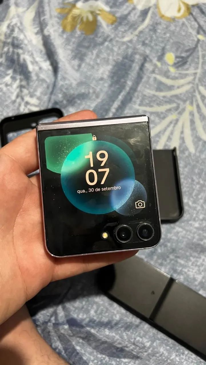 Galaxy Zflip 5 Rose  - Foto 2