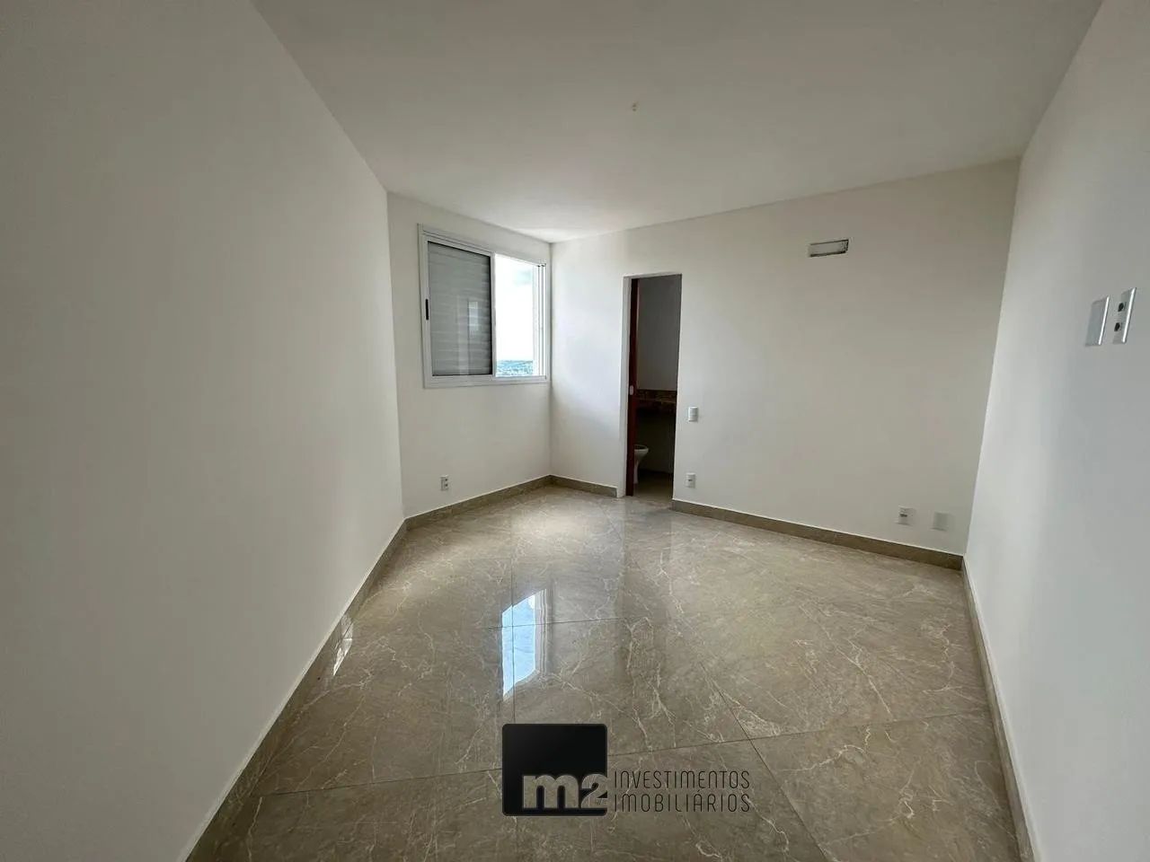 Apartamento no Setor Coimbra com 3 quartos - Foto 2
