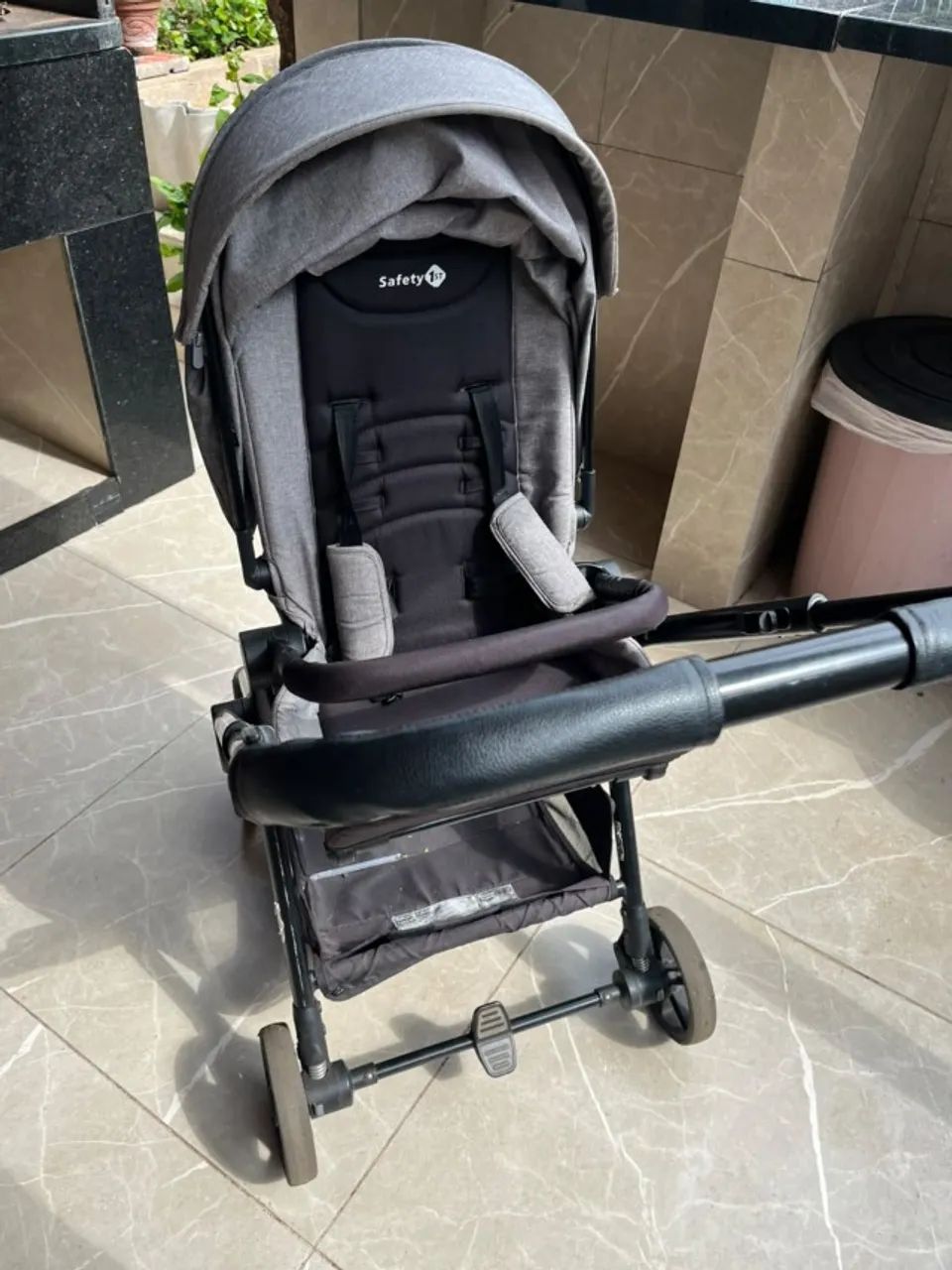 Carrinho Safety 1st completo + Bebê conforto + Moisés