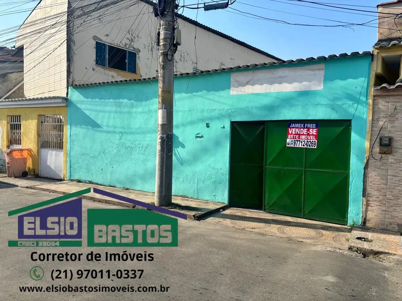 Casa linear 2 quartos com quintal