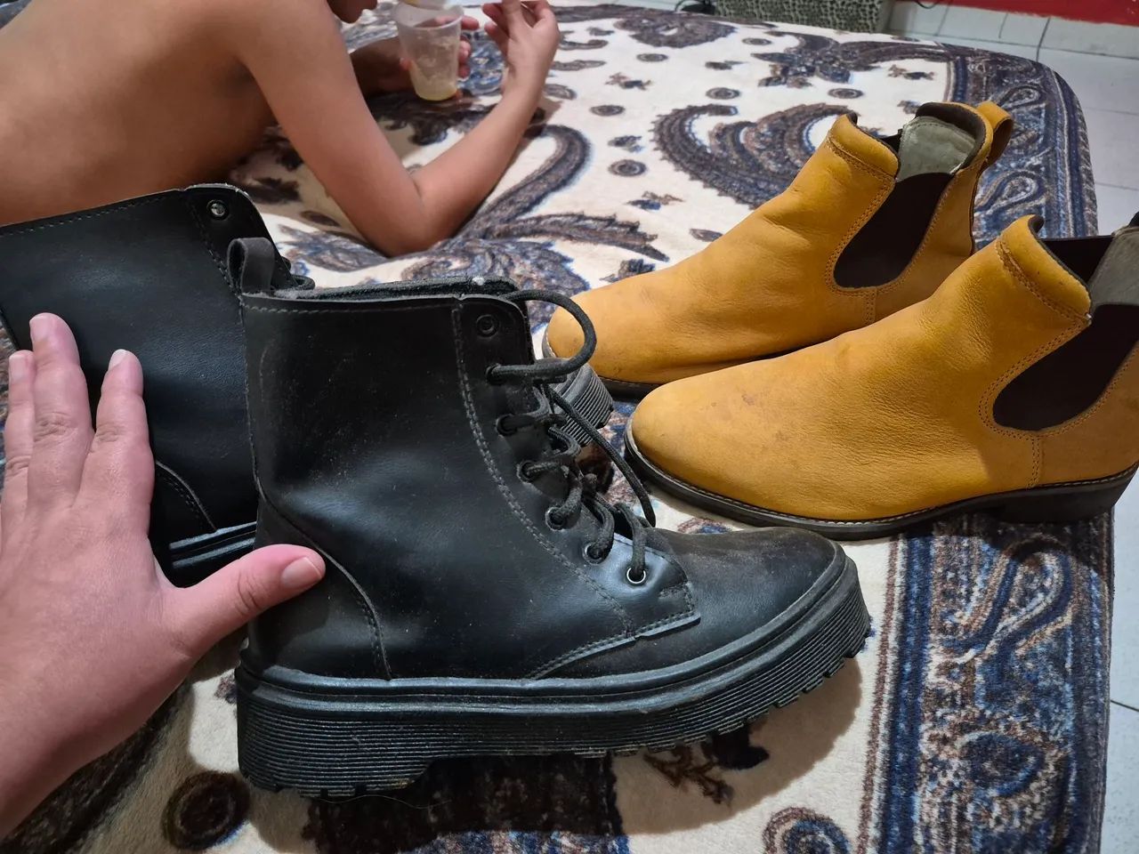 Bota coturno feminino