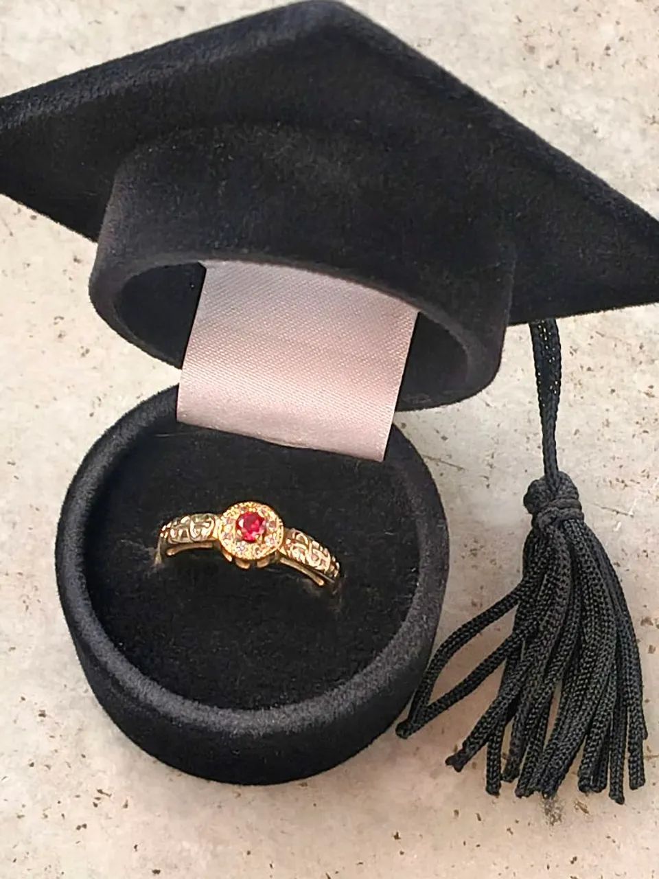 Anel de ouro 18k - 2,5g - Foto 4