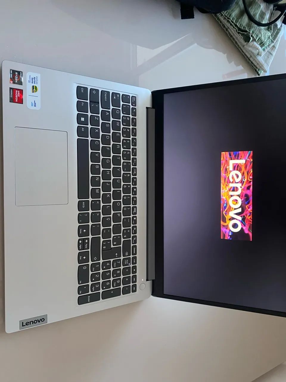 NOTEBOOK LENOVO ULTRAFINO IDEAPAD 
