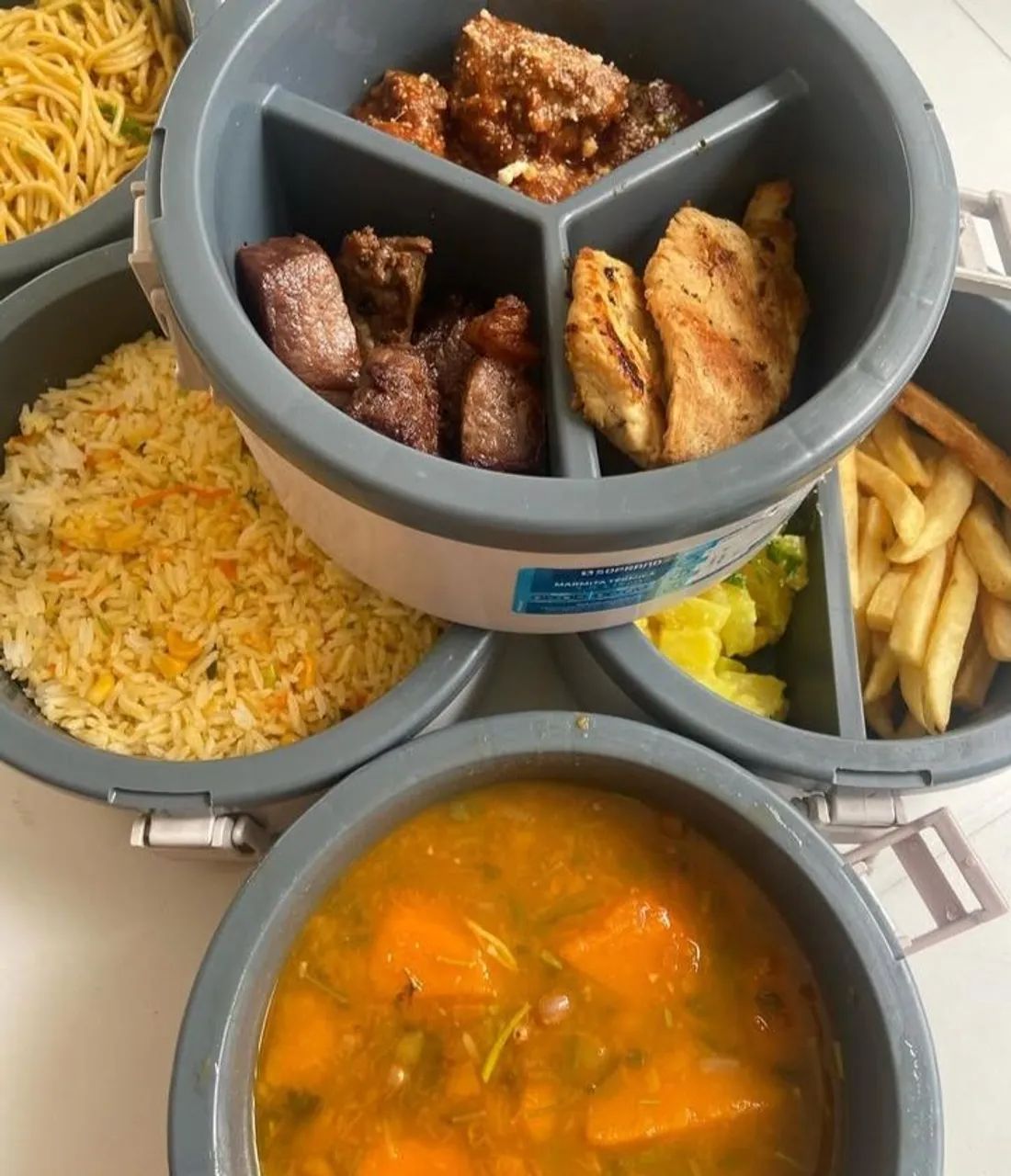 Comida caseira leve e saborosa,  marmitas no conforto da sua casa! - Foto 3