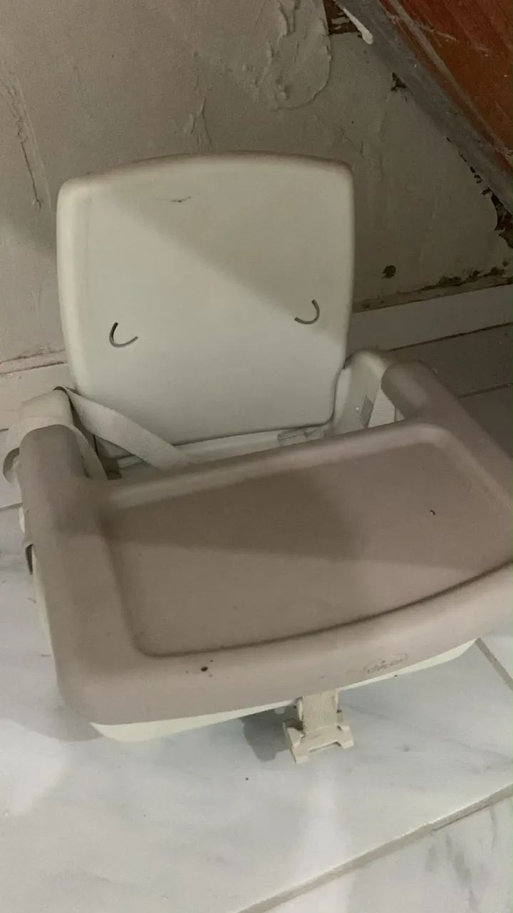 Cadeira de alimentação  - Foto 2
