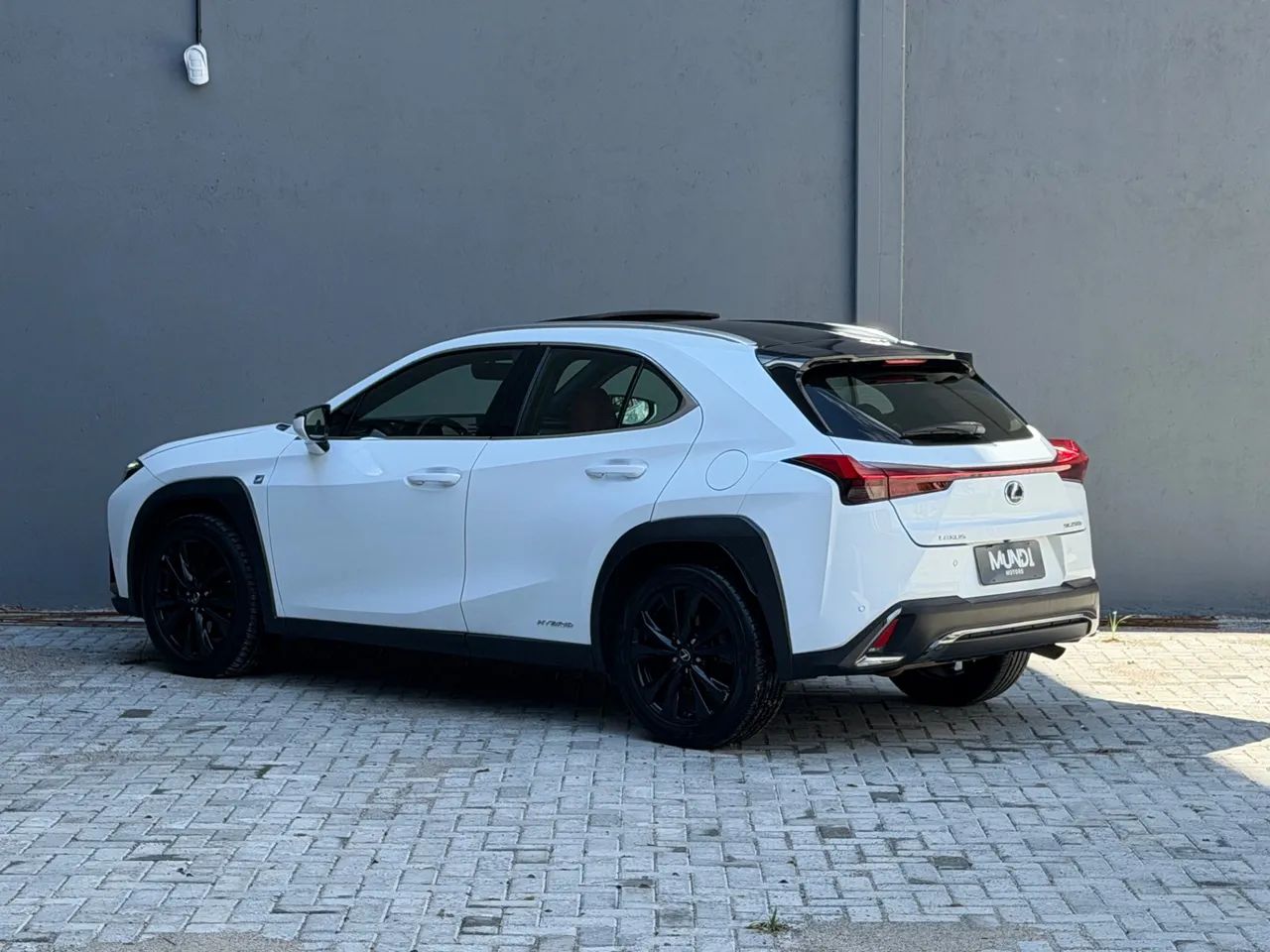 Lexus UX-250h F-sport 2.0 16V Aut.(hybrid), foto 4 de 13