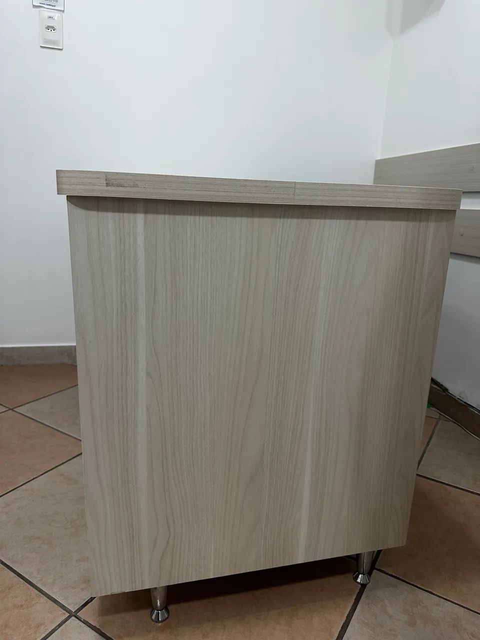 Mesa de escritório com gavetas  - Foto 3