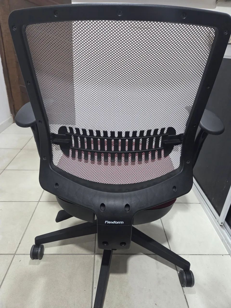 Cadeira escritório Flexform - Foto 4