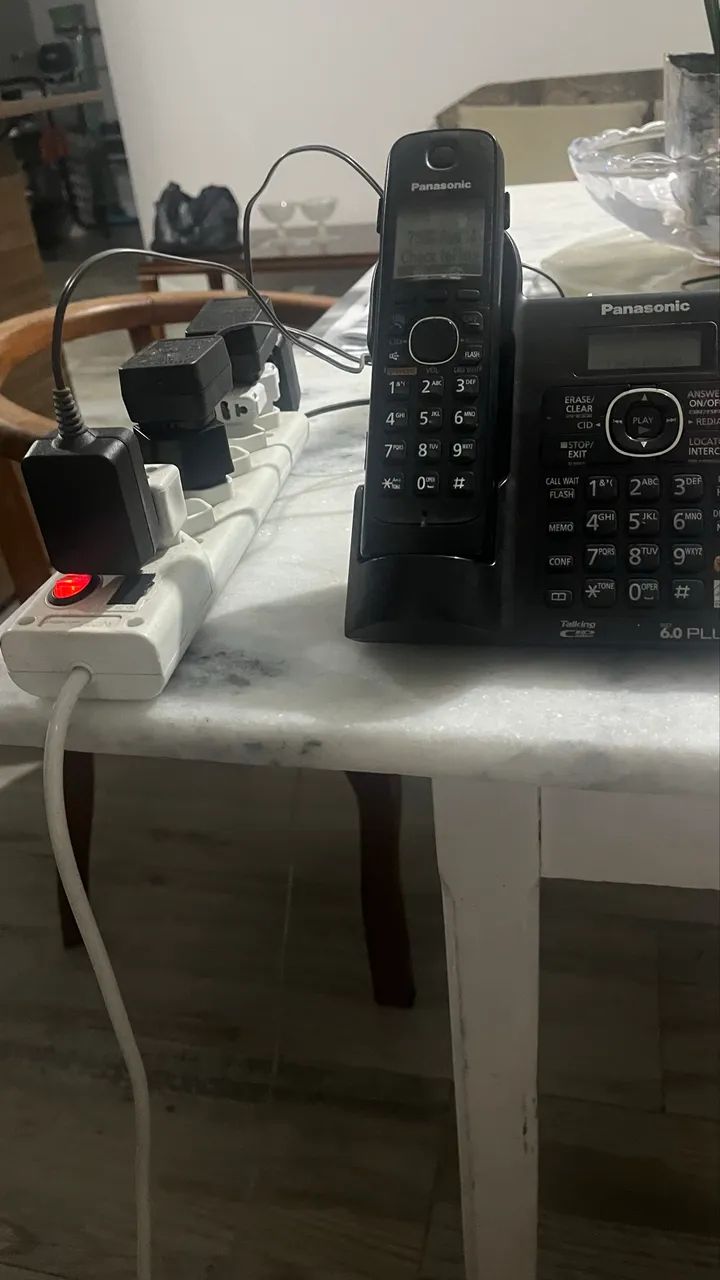 Telefone sem fio Panasonic com 3 ramais e secretaria eletrônica - interfone  - Foto 3