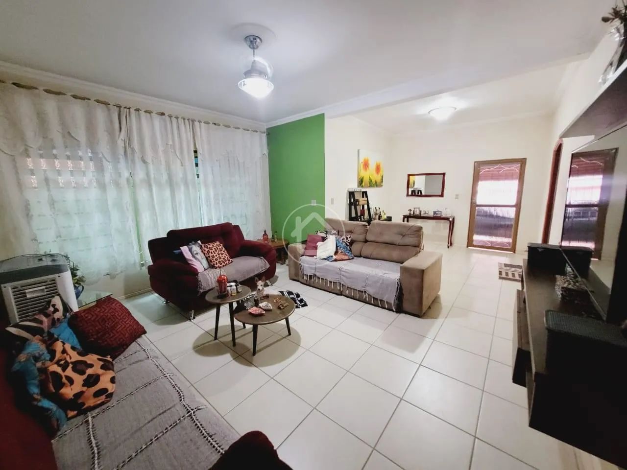 SOBRADO COM 06 DORMITORIOS E 03 SUITES MASTER - Foto 5