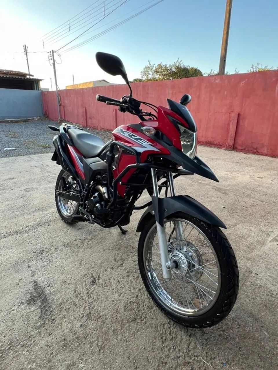 XRE 190 